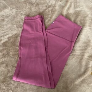 Lululemon - Size 8 - 25” inseam - Align - berry color - GUC